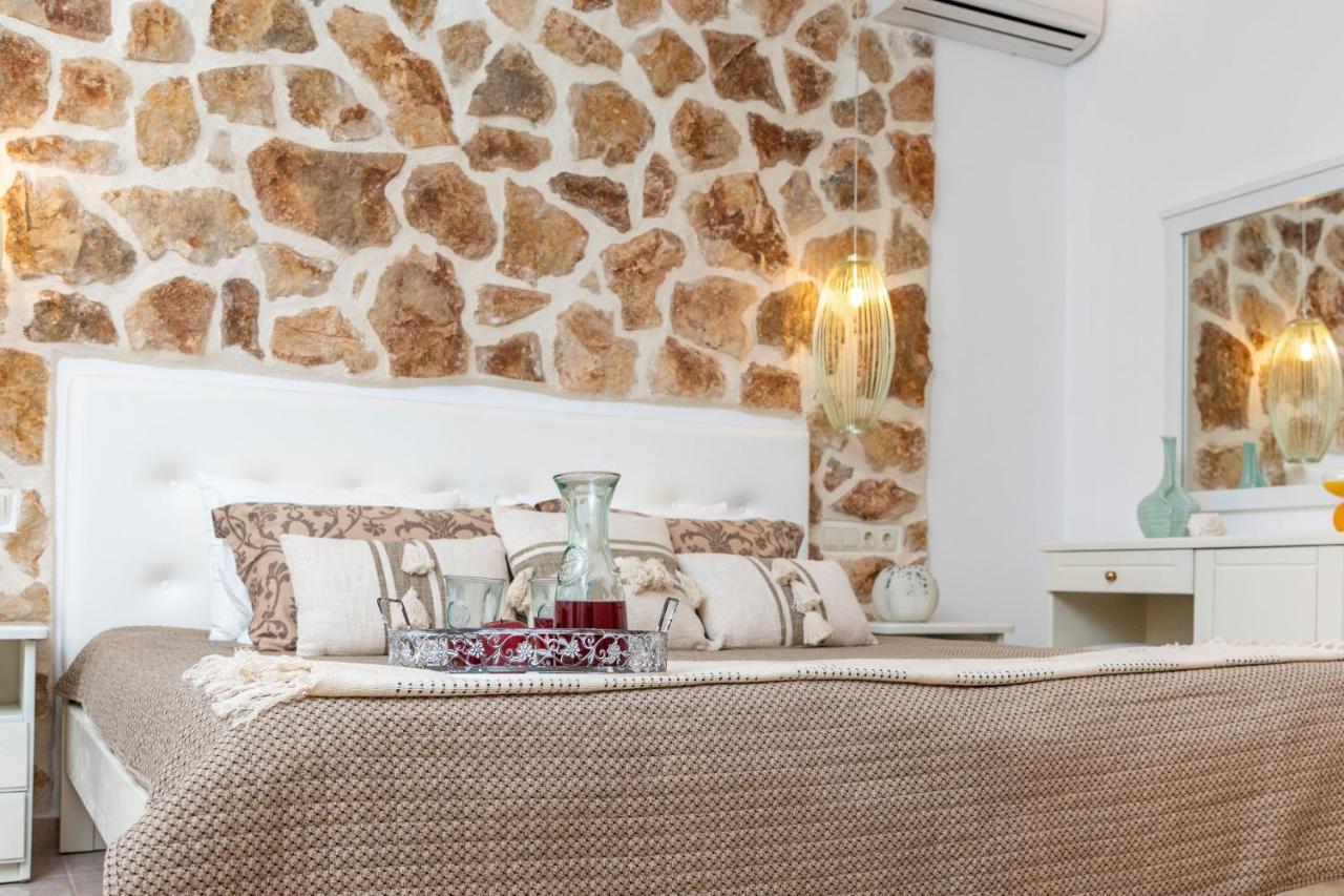 Golden Coast Naxos
